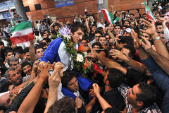 بازگشت تیم ملی کشتی فرنگي‌ به كشور